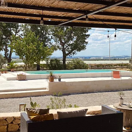 Antica Masseria Le Monache Hotel
