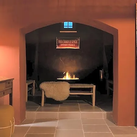 Antica Masseria Le Monache Hotel